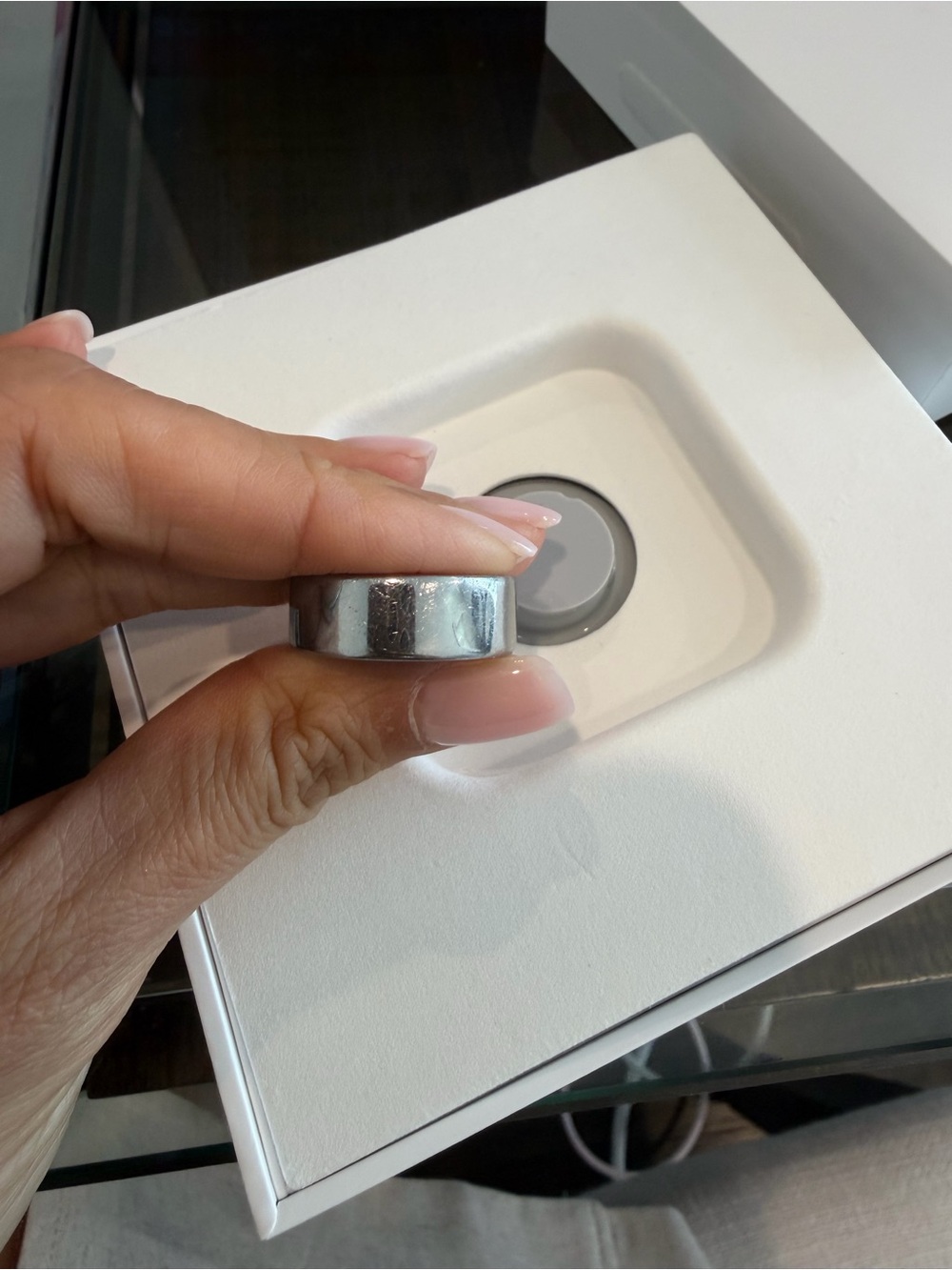 Oura Silver Smart Ring Charger Cap - Picture 3 of 9
